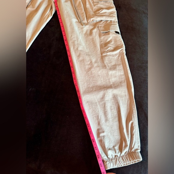 NWT Urban Outfitters Gray Cargo joggers size small - Picture 10 of 11